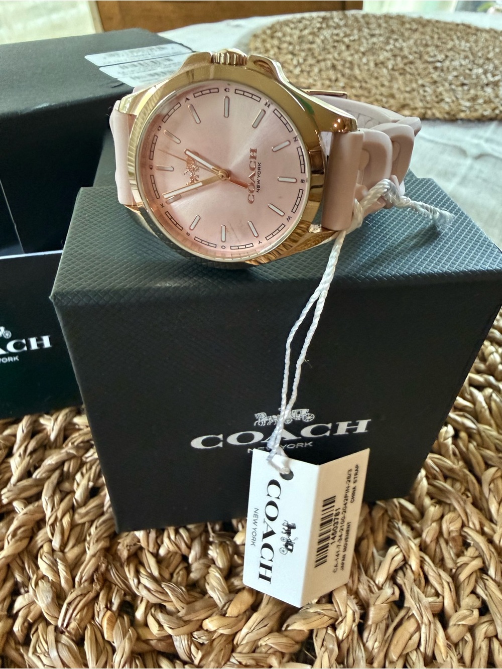 COACH Rose Gold-Tone Minimalist Elegant Pink Silicone Strap Watch